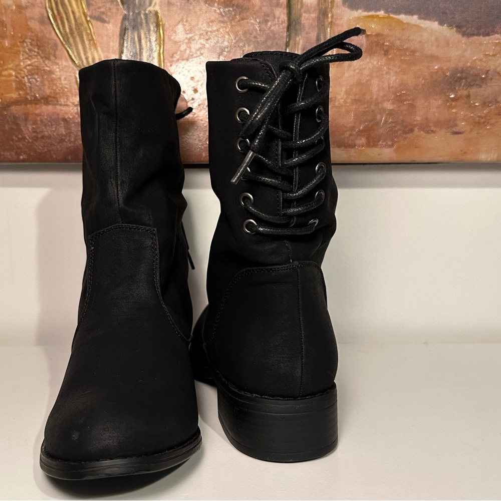 Black Boots